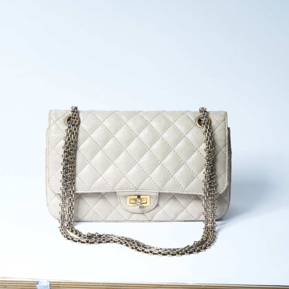 Chanel Reissue 2.55 Lambskin Leather Beige Nude color